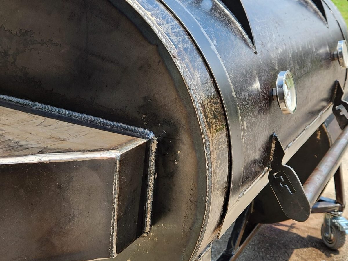 Prepping a weld seam on an Apex build